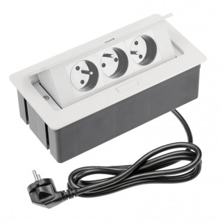 Gniazdo wpuszczane w blat...