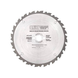 Piła budowlana do cięcia wzdłużnego i poprzecznego przeznaczona do drewna zawierające metalowe wstawki